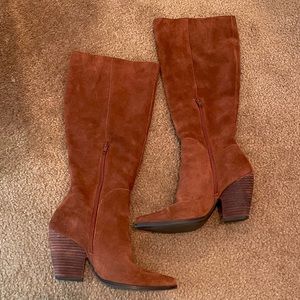 Charles by Charles David Western style Suede Boots